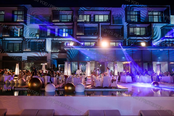 Event portfolio photograph by Anton Yod — 012.
