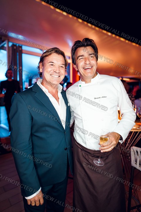 Event portfolio photograph by Anton Yod — 094.