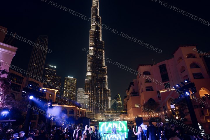 Event portfolio photograph by Anton Yod — 111.