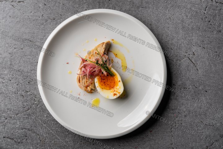 Food portfolio photograph by Anton Yod — 016.