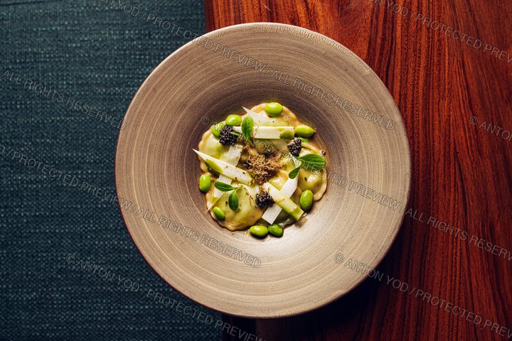 Food portfolio photograph by Anton Yod — 036.