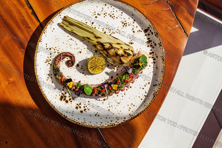 Food portfolio photograph by Anton Yod — 047.