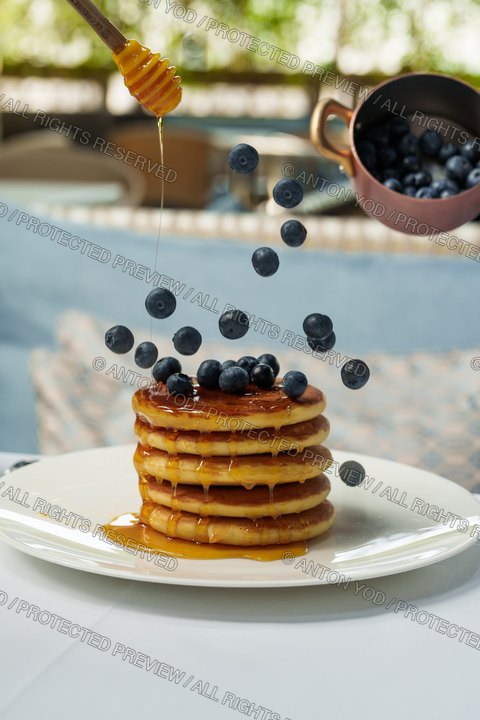 Food portfolio photograph by Anton Yod — 082.