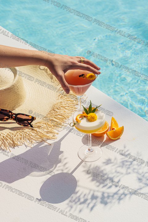 Cocktail portfolio photograph by Anton Yod — 130.