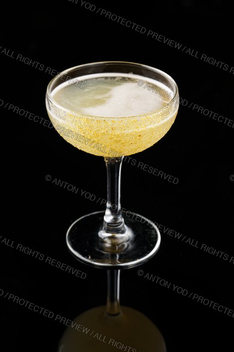 Cocktail portfolio photograph by Anton Yod — 142.