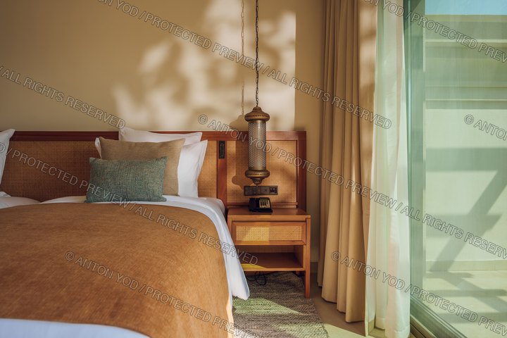 Interior portfolio photograph by Anton Yod — 005.