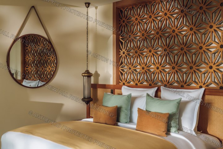 Interior portfolio photograph by Anton Yod — 022.