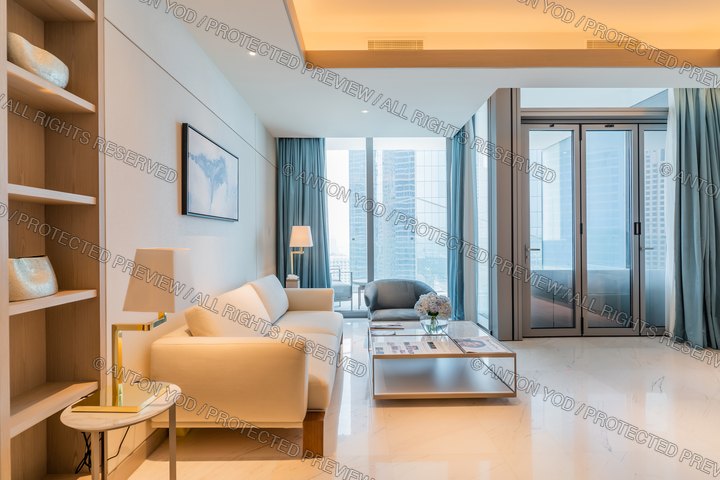 Interior portfolio photograph by Anton Yod — 030.