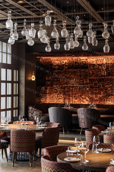 Interior portfolio photograph by Anton Yod — 044.