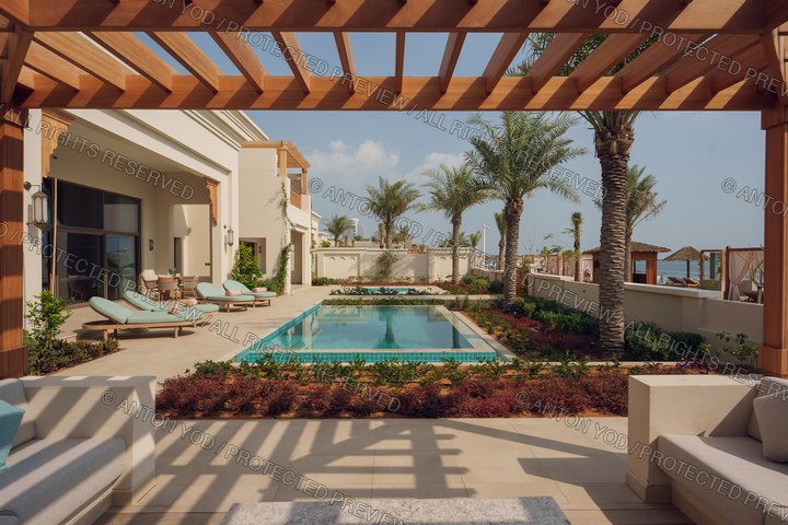 Interior portfolio photograph by Anton Yod — 049.