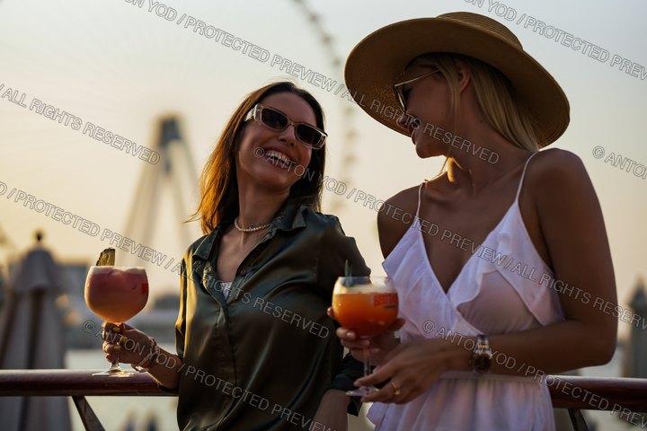 Commercial lifestyle portfolio photograph by Anton Yod — 003.