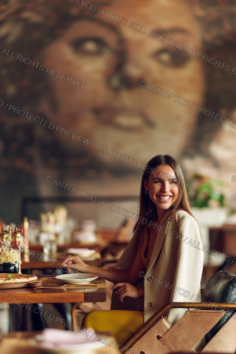 Commercial lifestyle portfolio photograph by Anton Yod — 020.