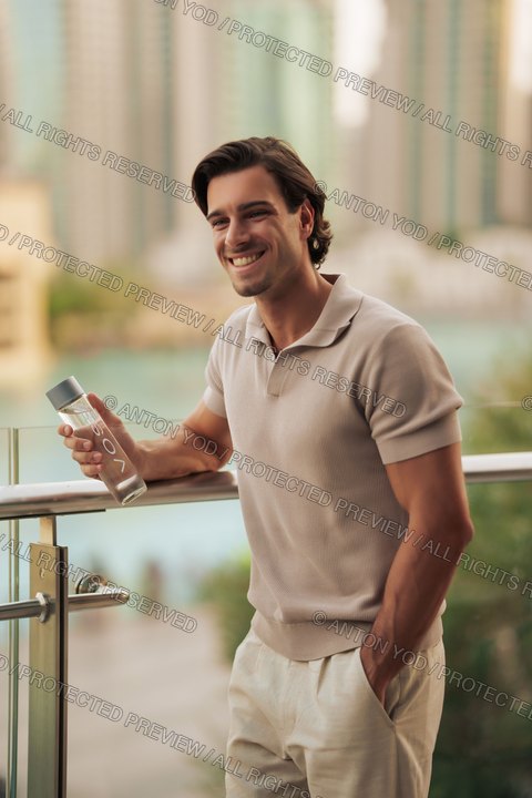 Commercial lifestyle portfolio photograph by Anton Yod — 021.