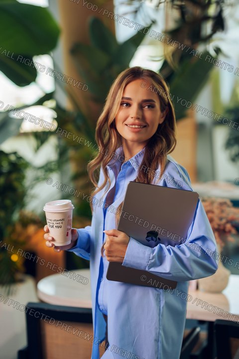 Commercial lifestyle portfolio photograph by Anton Yod — 035.