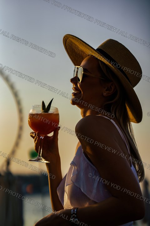 Commercial lifestyle portfolio photograph by Anton Yod — 052.