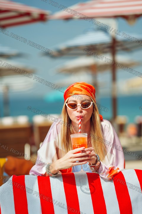 Commercial lifestyle portfolio photograph by Anton Yod — 072.